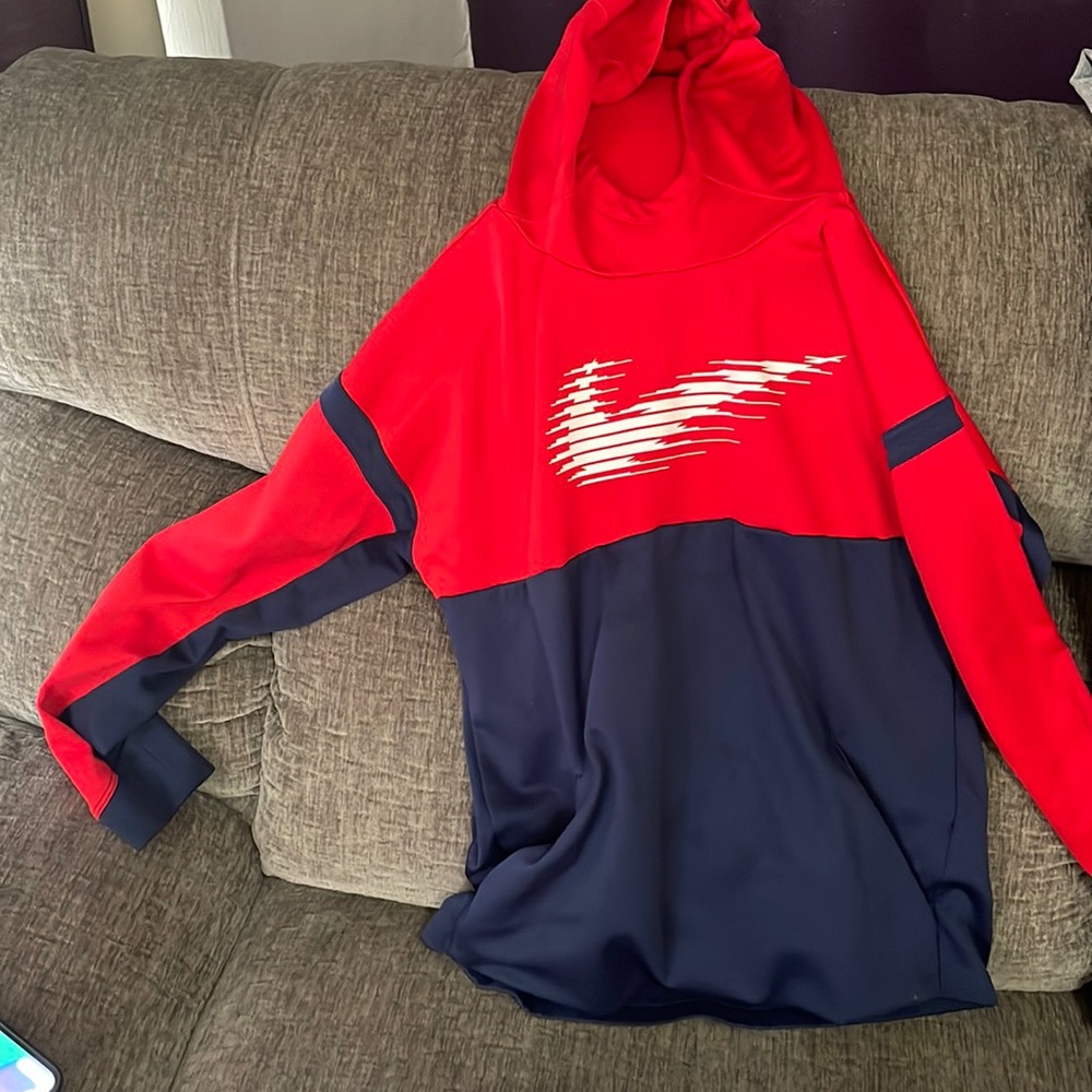 Nike Pullover Hoodie